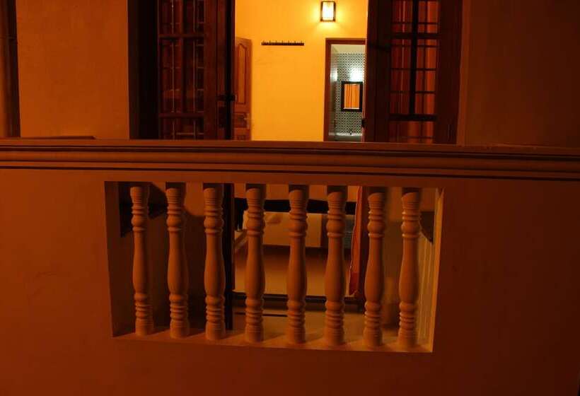 פנסיון Bastian Homestay