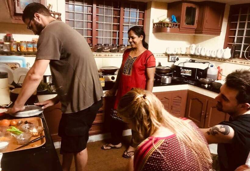 פנסיון Bastian Homestay