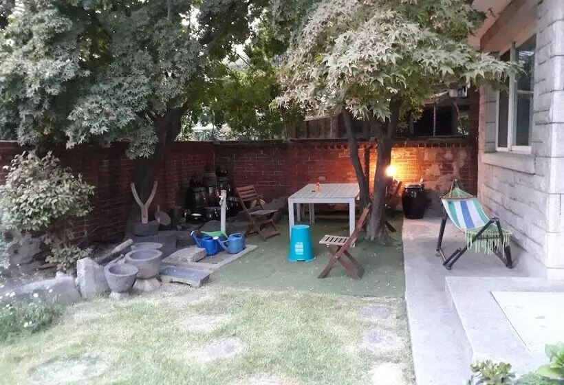 膳宿费 Hans House