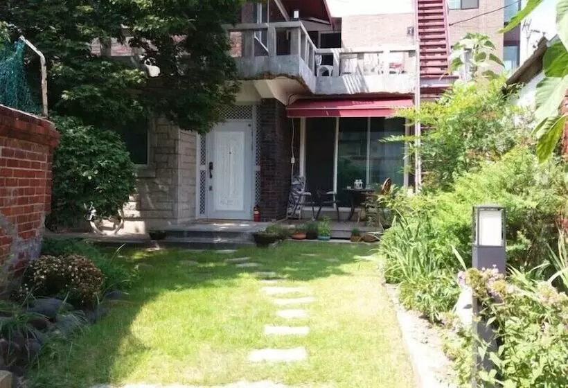 膳宿费 Hans House