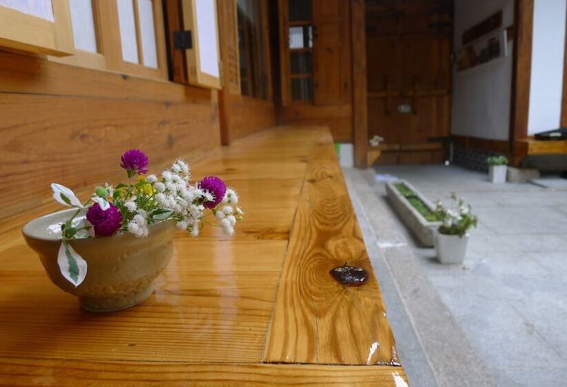 ペンション Xiwoo Hanok Guesthouse