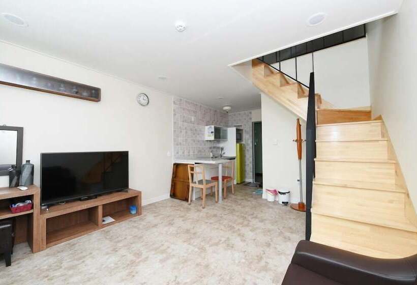 Seorabeol Togi Tourist Pension