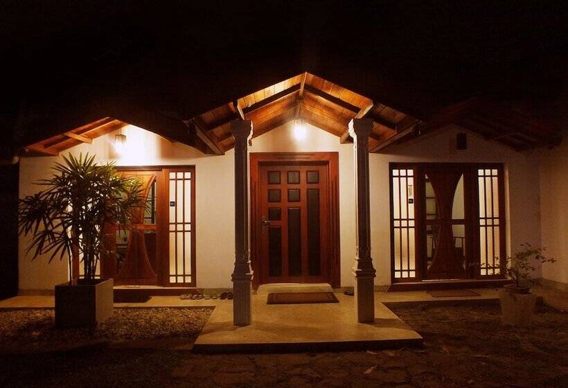 مبيت وإفطار Finlanka Guest