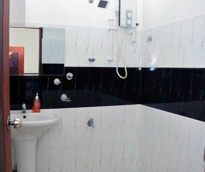 مبيت وإفطار Finlanka Guest