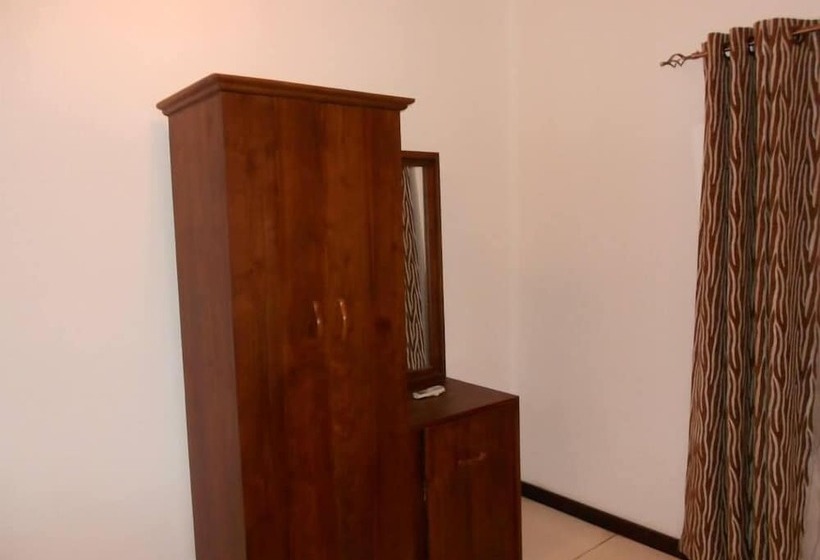 مبيت وإفطار Finlanka Guest