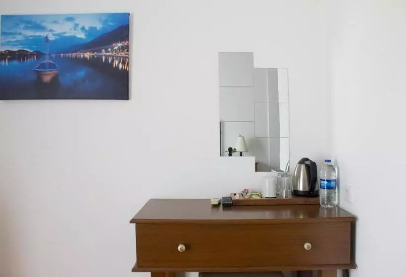 Bed and Breakfast Lumina Otel