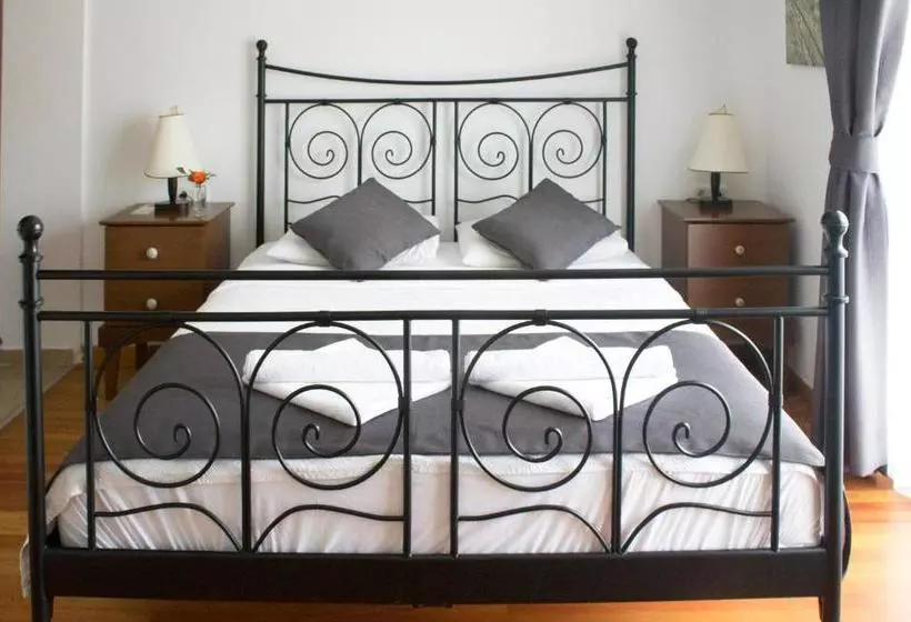 Bed and Breakfast Lumina Otel