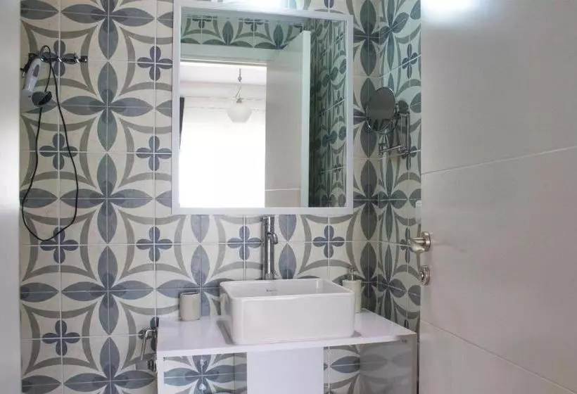 Bed and Breakfast Lumina Otel