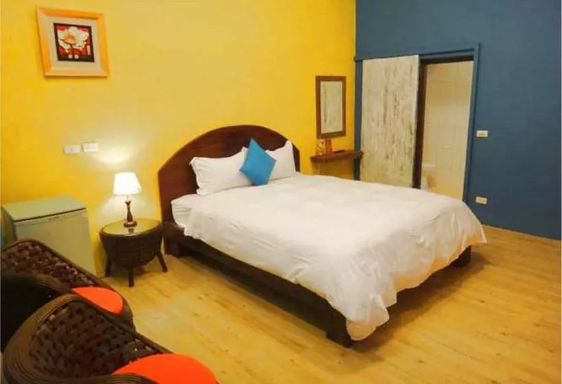 تختخواب و صبحانه Mamamia Homestay