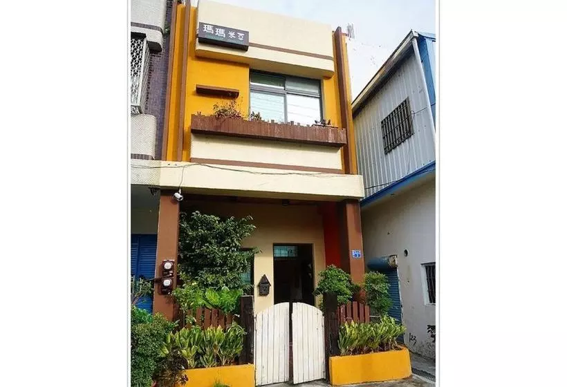 تختخواب و صبحانه Mamamia Homestay