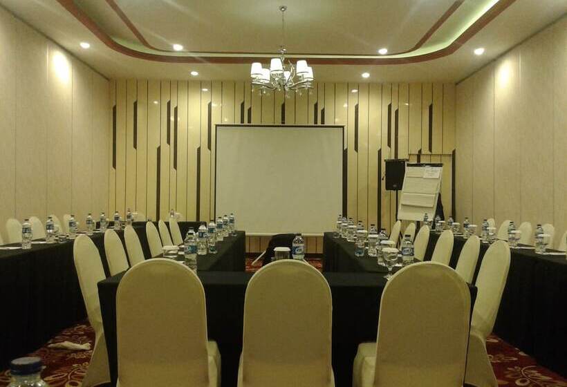 בית מלון כפרי Agria Bogor   Tajur