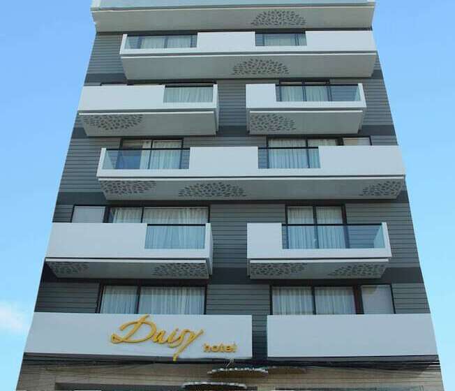 هتل Daisy