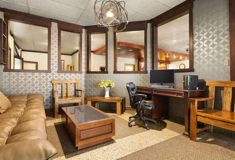 Отель Days Inn By Wyndham Vermilion