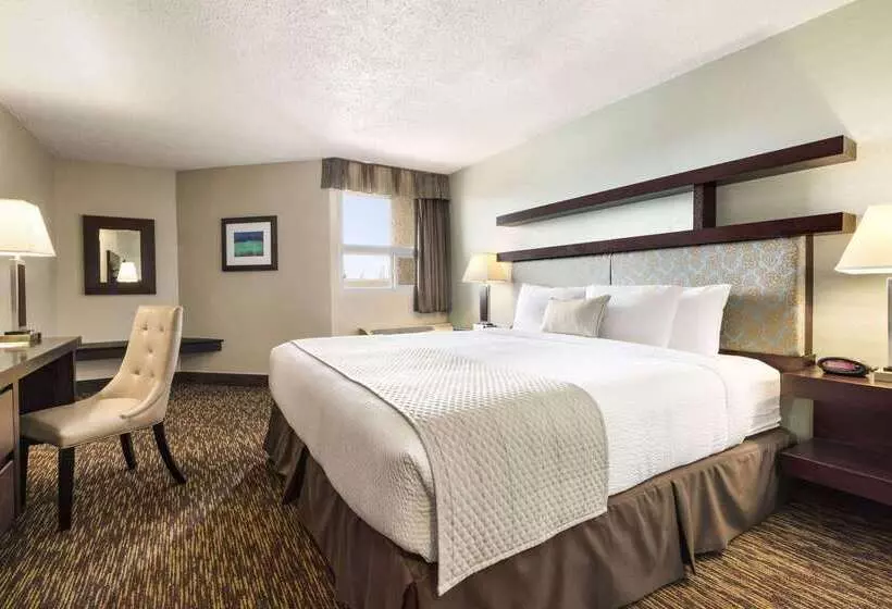 호텔 Days Inn By Wyndham Vermilion