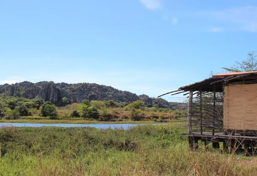 هتل Iharana Bush Camp