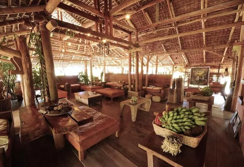 هتل Iharana Bush Camp