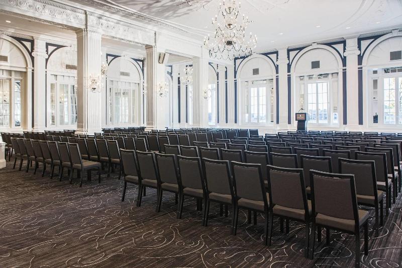 فندق Renaissance Albany