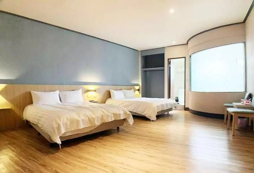 هتل Win Inn Tainan Ii