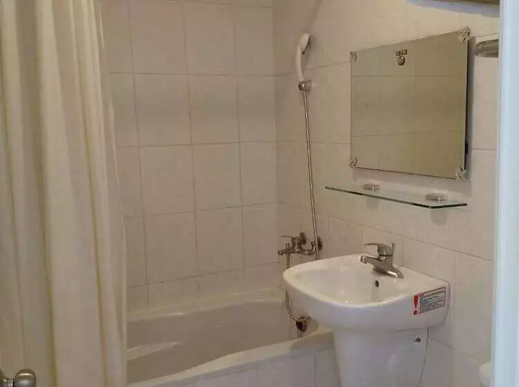 هتل Win Inn Tainan Ii