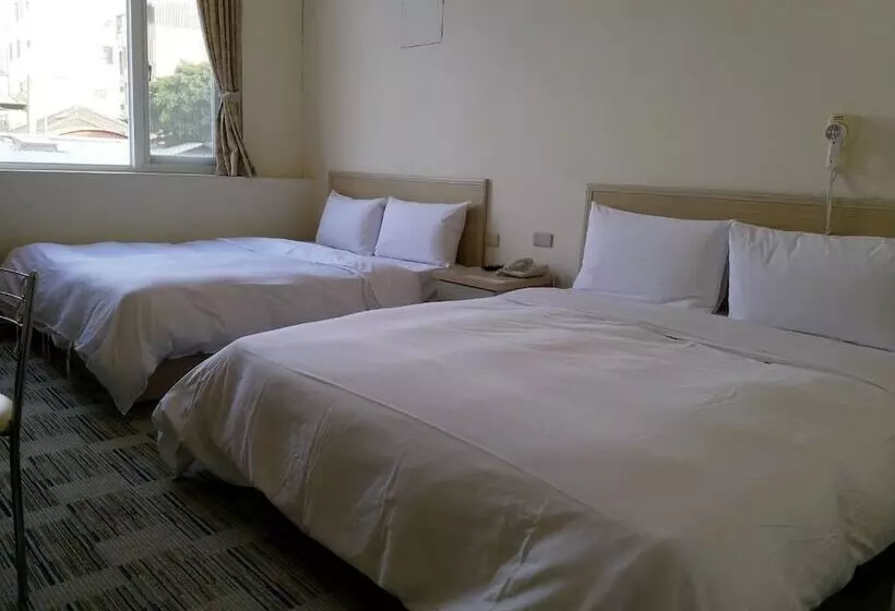 هتل Win Inn Tainan Ii