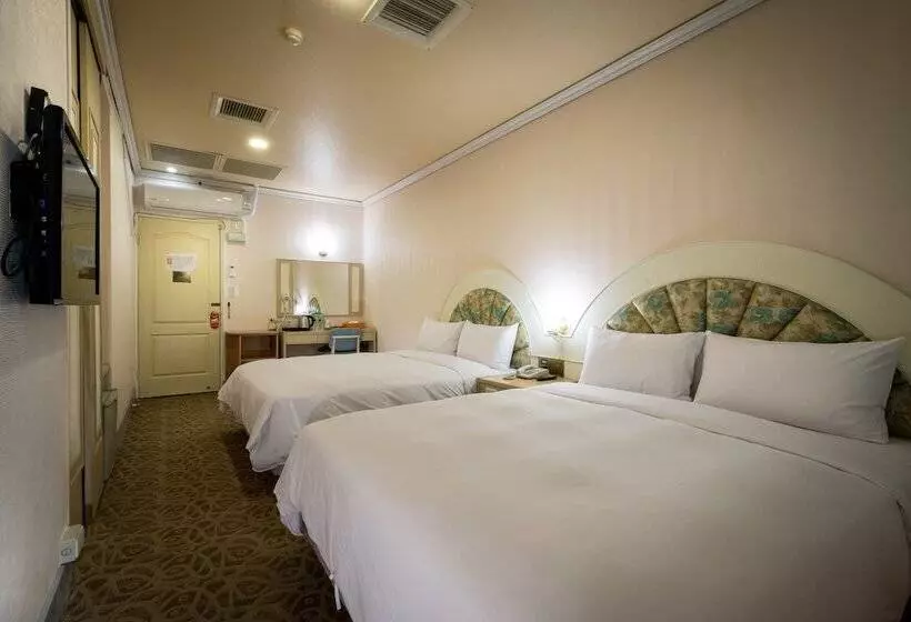 هتل Win Inn Tainan Ii