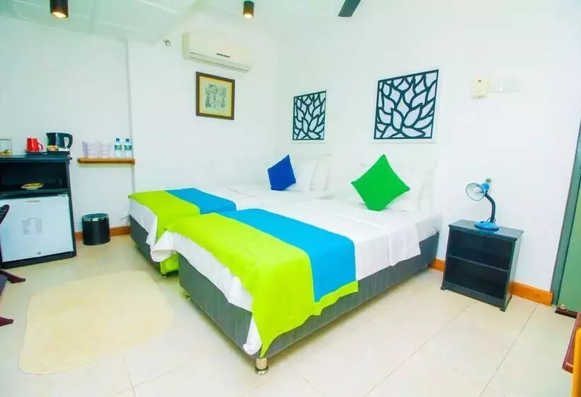 Hotel Settle Inn Tourist Lodge