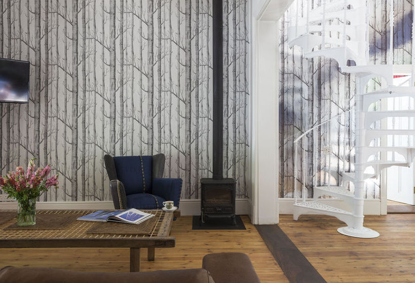 פנסיון 12 Hofmeyr