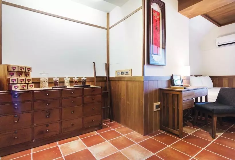 پانسیون 4 Design Inn