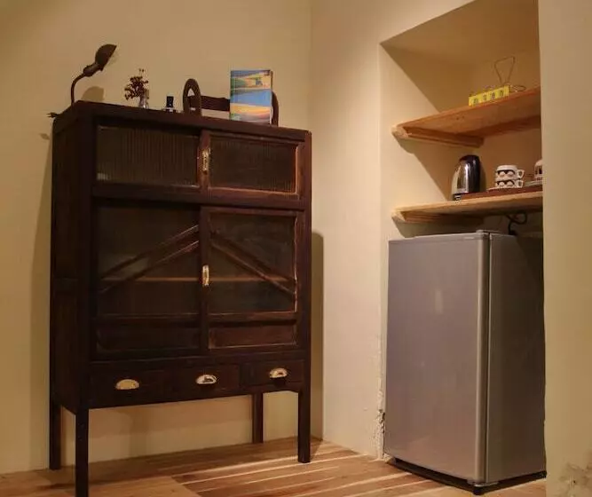 پانسیون Adore Tainan Adore House