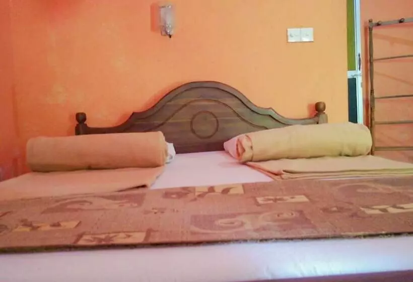 Пансион Blue Sky Guest House