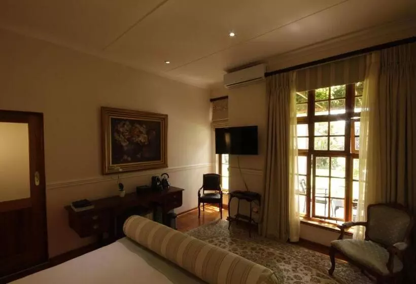 ペンション Kleine Constantia