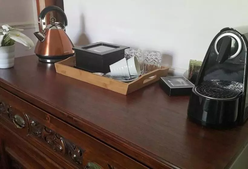 ペンション Kleine Constantia