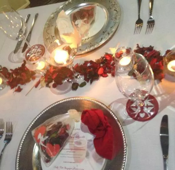 ペンション Kleine Constantia