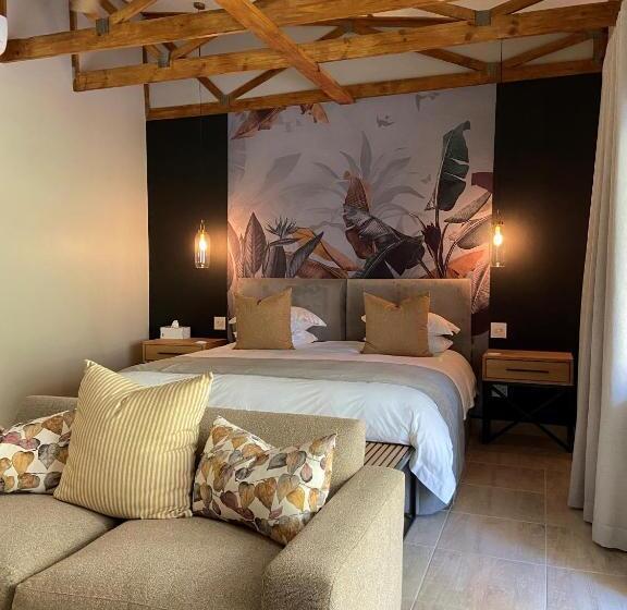 פנסיון Nut Grove Boutique