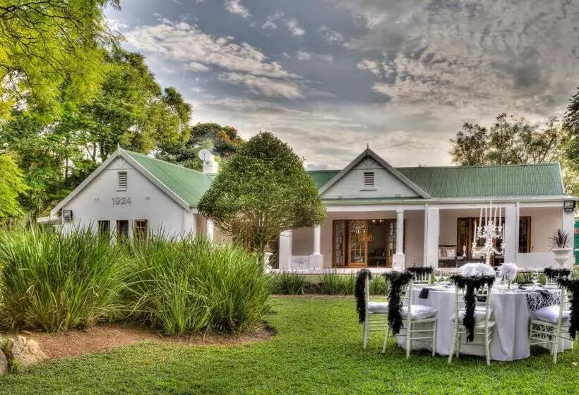 פנסיון Nut Grove Boutique