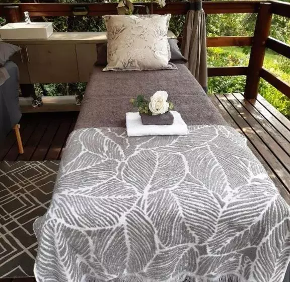 פנסיון Nut Grove Boutique