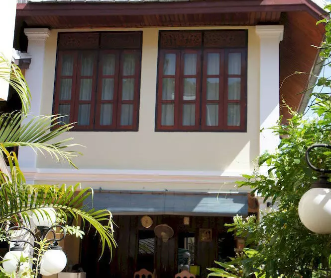 ペンション Phounsab Guesthouse