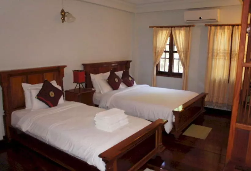 ペンション Phounsab Guesthouse