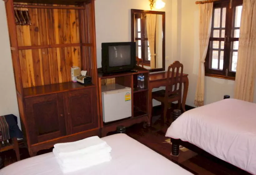 ペンション Phounsab Guesthouse