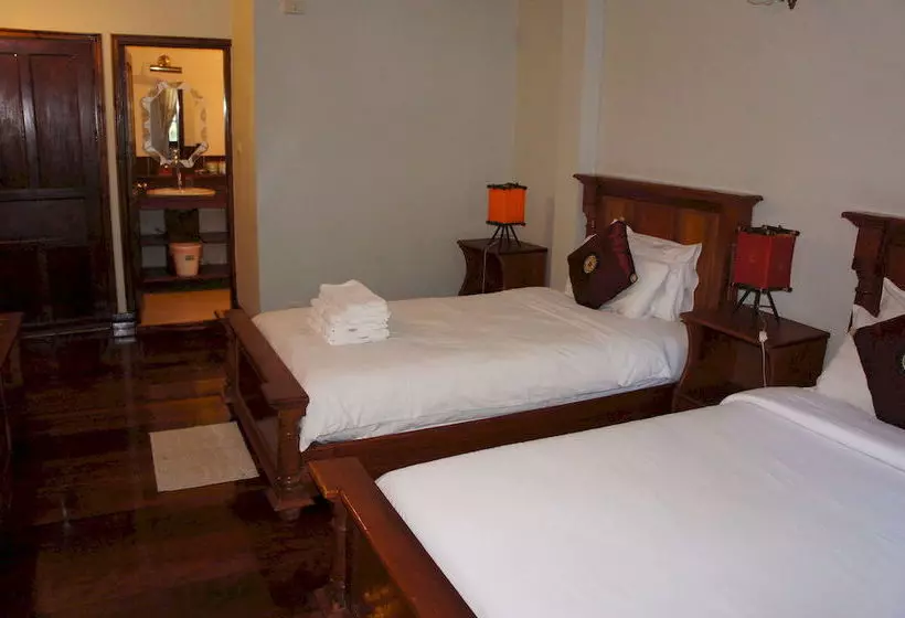 ペンション Phounsab Guesthouse