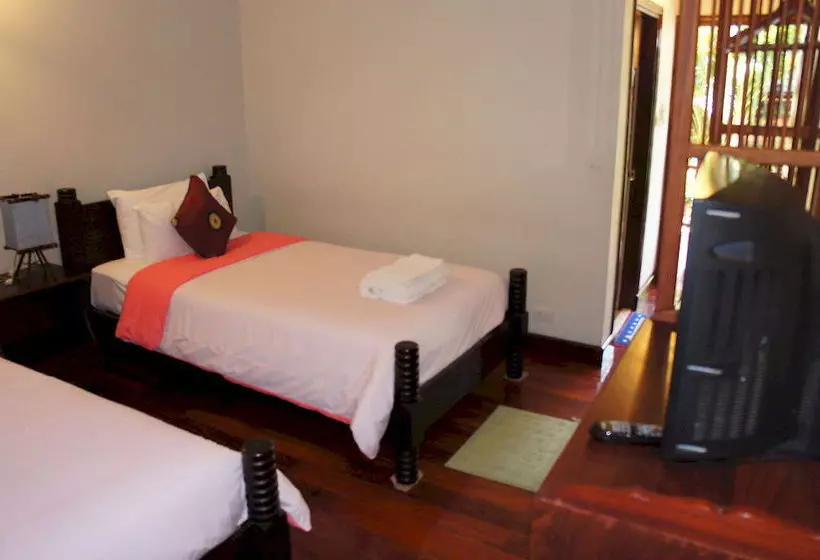 ペンション Phounsab Guesthouse