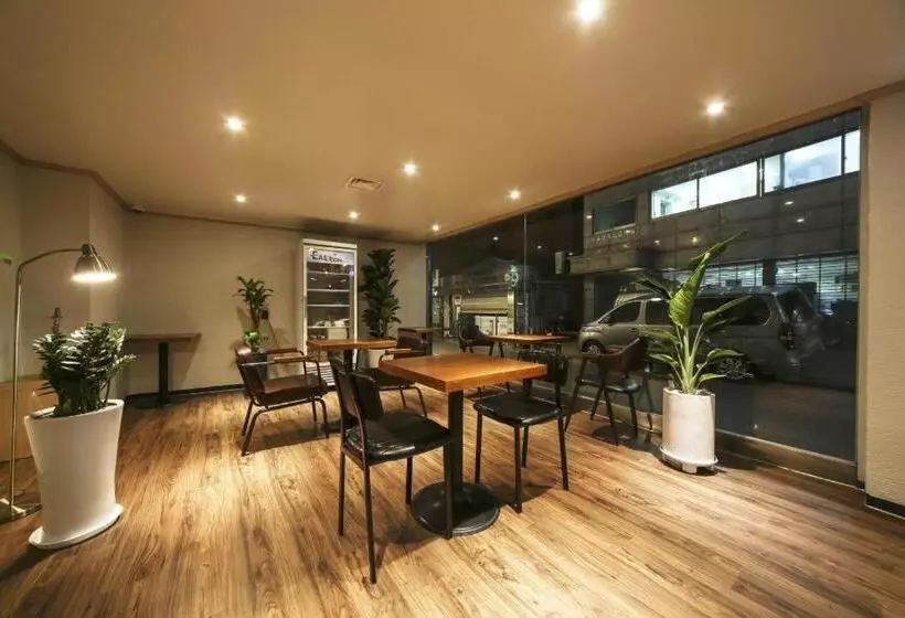 پانسیون Sulla Stay