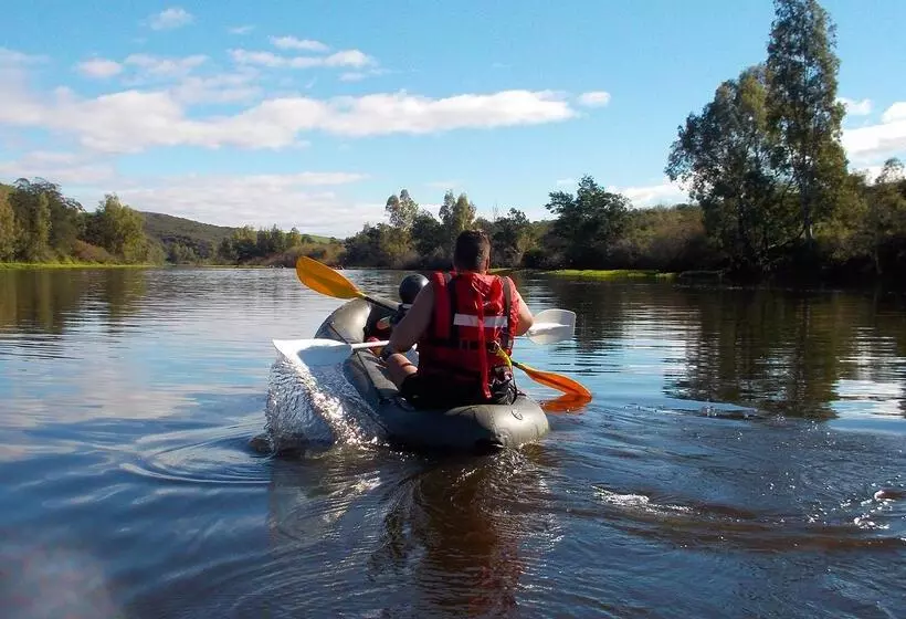 Stonehill River Lodge