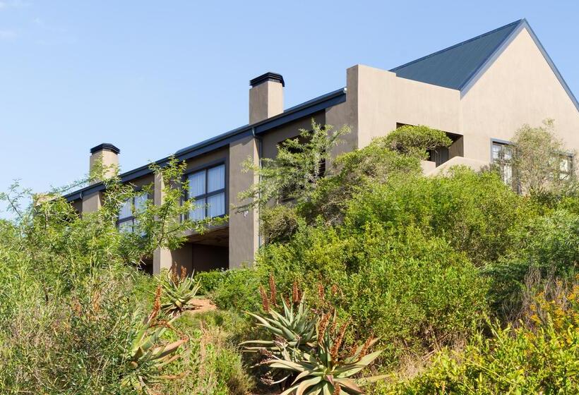 Stonehill River Lodge