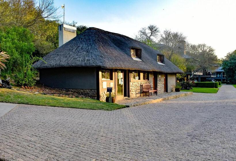 Stonehill River Lodge