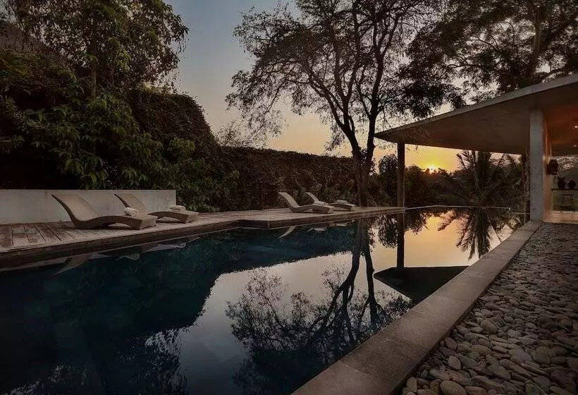 Umah Tampih Luxury Private Villa Chse Certified