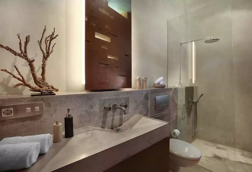 Umah Tampih Luxury Private Villa Chse Certified