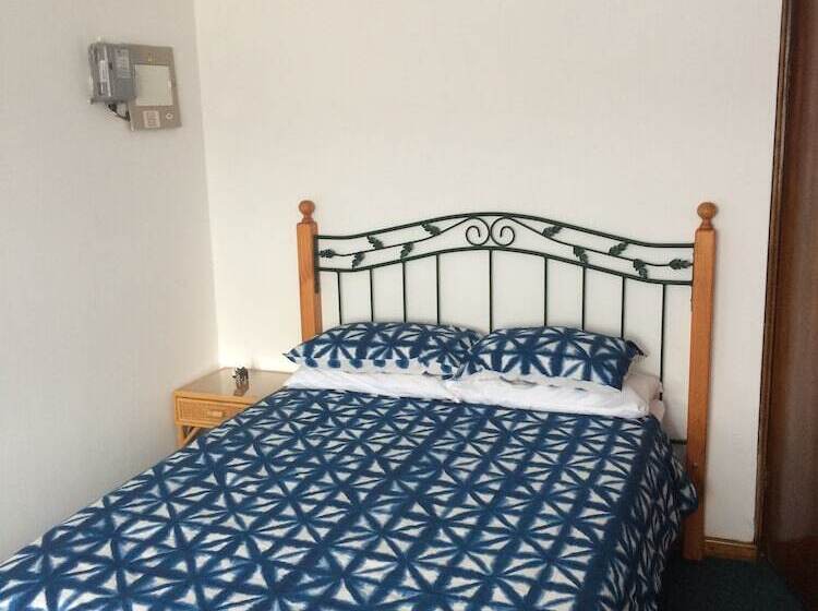 호스텔 Backpacker Apartments