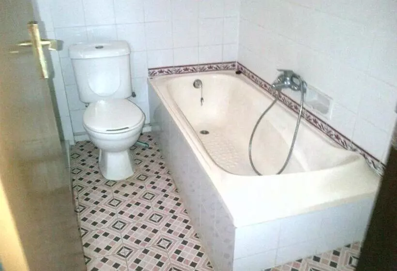 민박 Adus Beach Inn