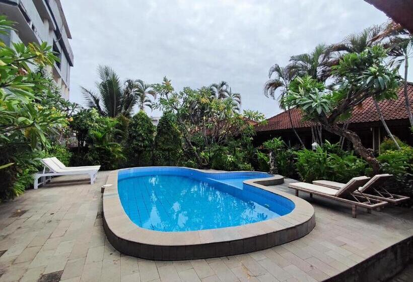 민박 Adus Beach Inn